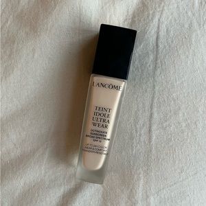 Lancome Teint Idole Ultra 24H Long Wear Foundation - shade 210 Buff N